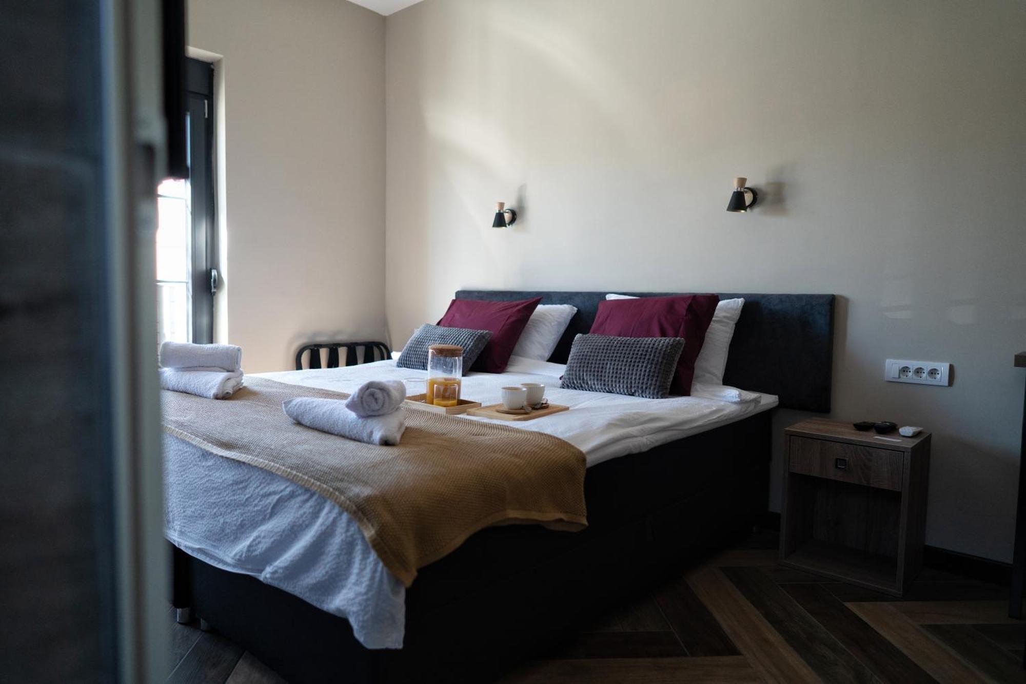 La Roue Hotel Vrsac Ruang foto