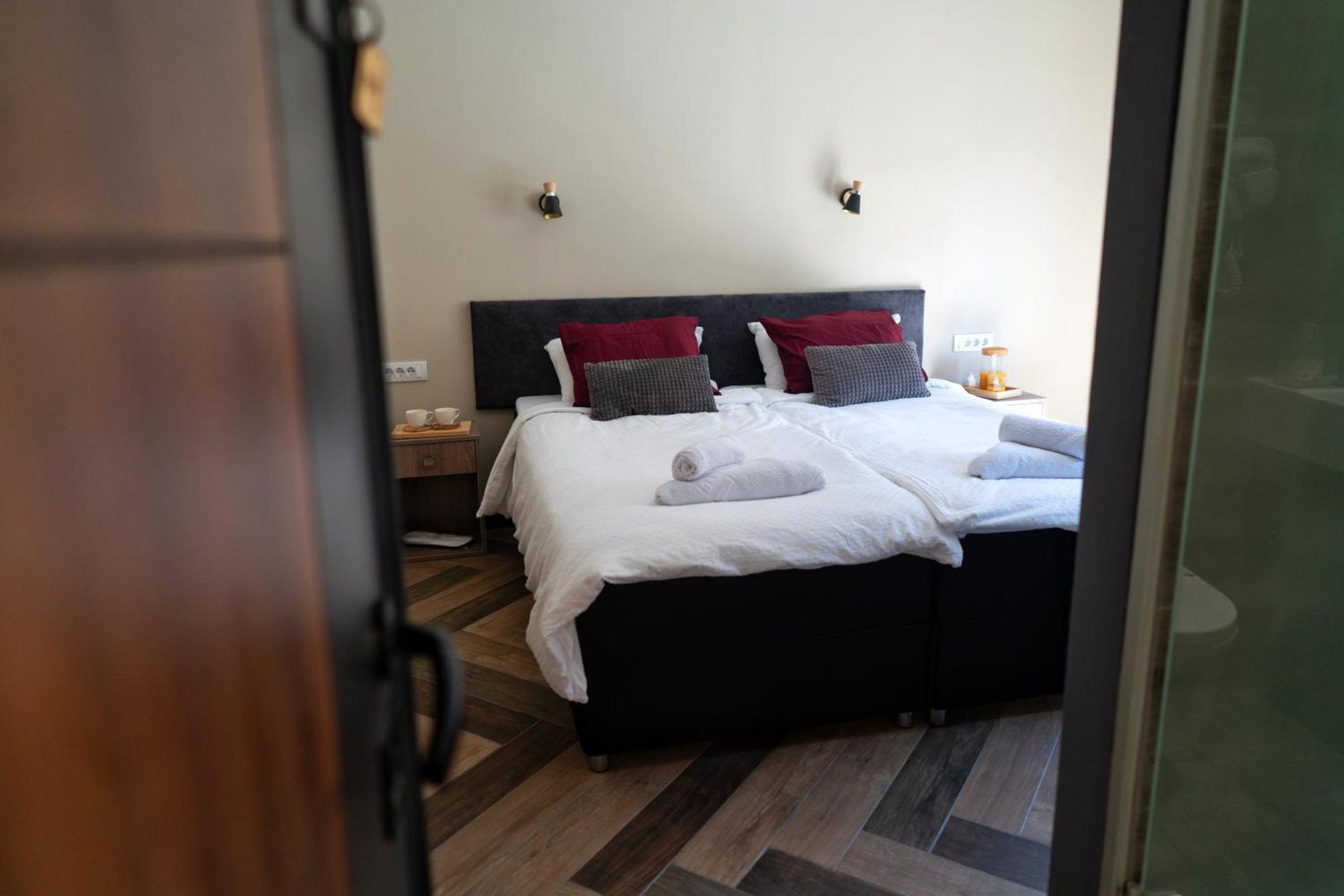 La Roue Hotel Vrsac Ruang foto